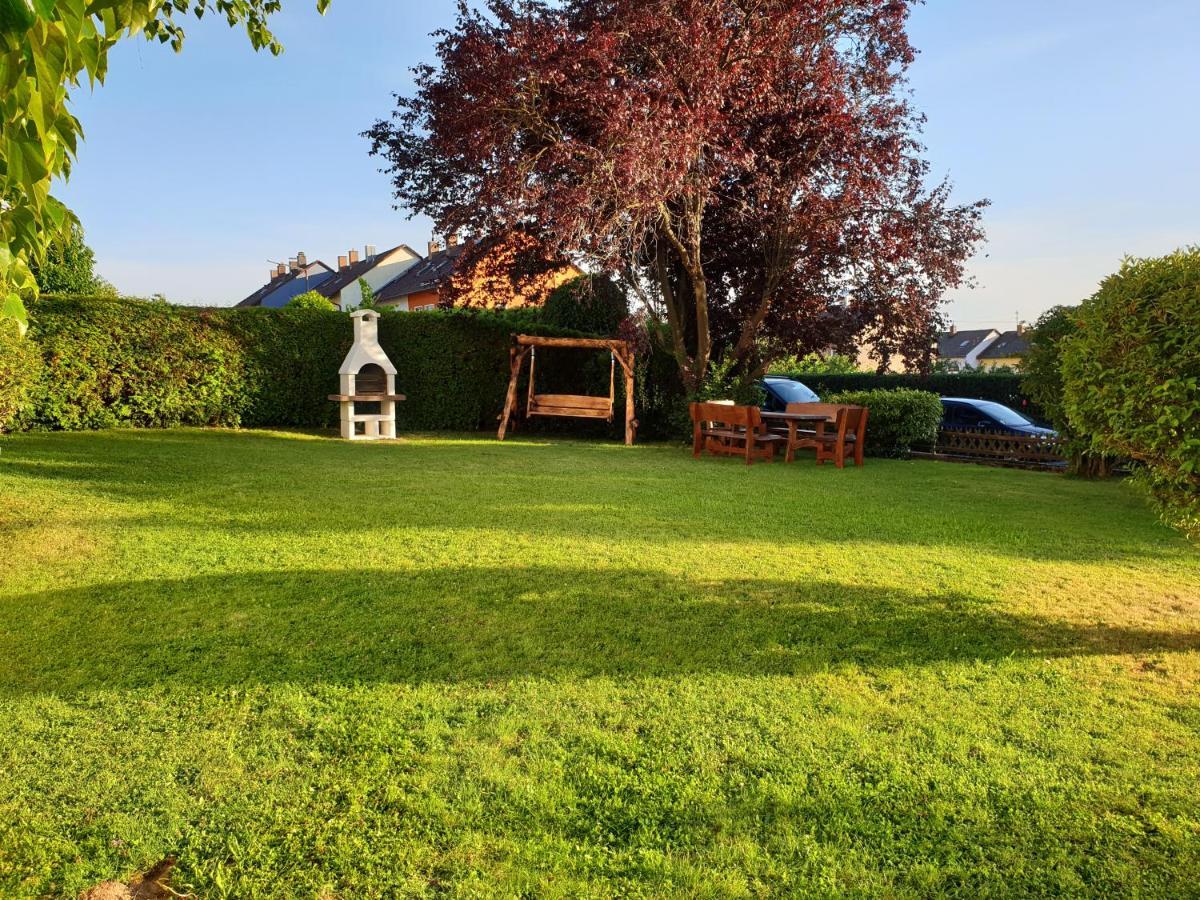 Ana'S Ferienwohnung Furth im Wald Exterior foto